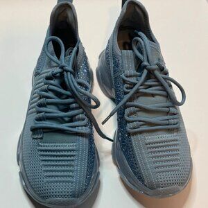 Steve Madden Maxima Baby Blue Multi Size 9.5 NIB Sneakers